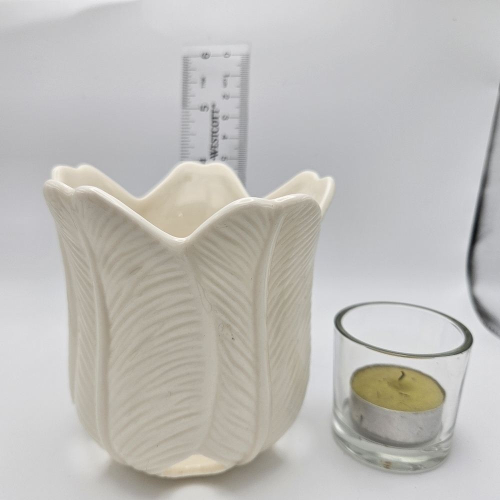 Partylite Tulip Votive or Tealight Holder - Picture 6 of 8